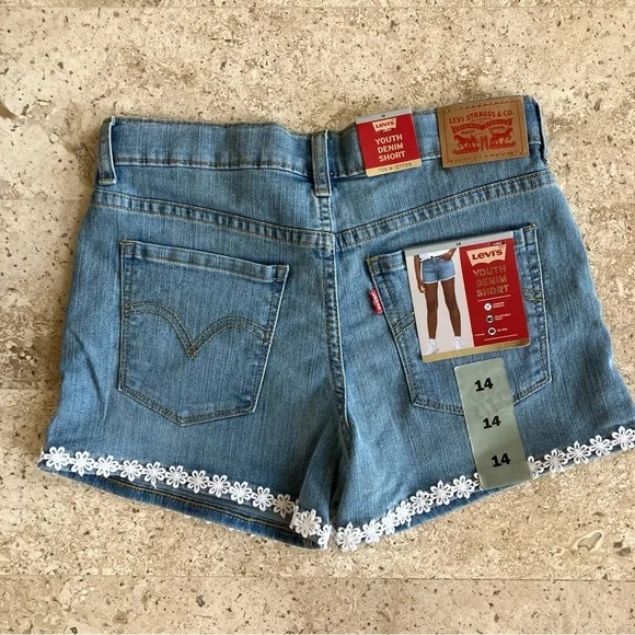 NWT Levi's Youth Girl’s Denim Jean Shorts Daisy Lace Detail Adjustable Waist Mid - Picture 5 of 8